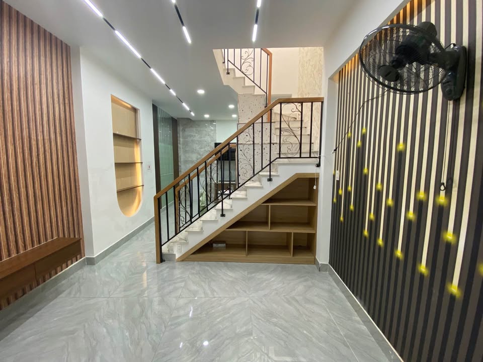 Cho thuê nhà nguyên căn hẻm 405 Thống Nhất, Gò Vấp 44m² chỉ 9 triệu - Phù hợp gia đình và kinh doanh online!