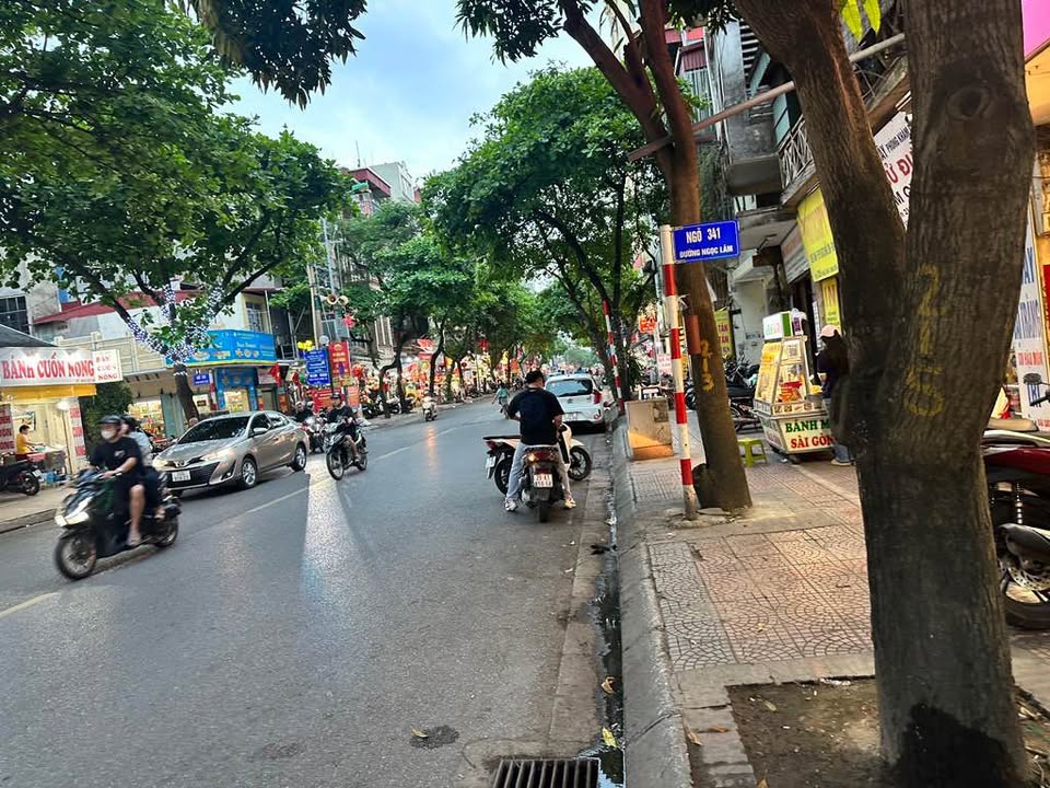 Nhà phố Ngọc Lâm 41m² giá 6.9 tỷ - Cơ hội đầu tư tuyệt vời!