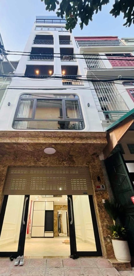 Nhà phố Láng Hạ 50m² giá 18 tỷ - Mặt ngõ kinh doanh sầm uất