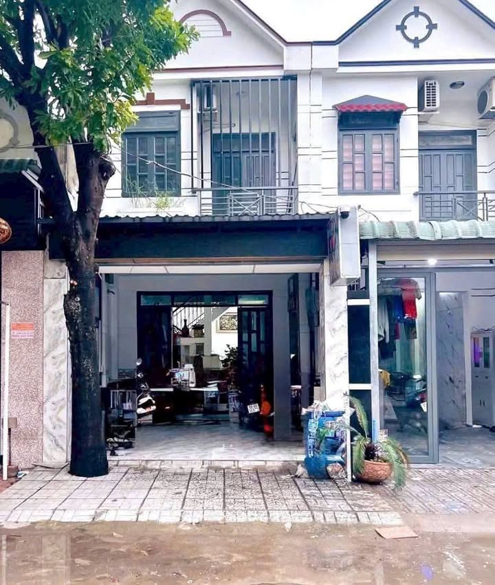 Nhà riêng Tân Đông Hiệp, Dĩ An 60m² giá 3.6 tỷ - Sổ hồng chính chủ, thương lượng
