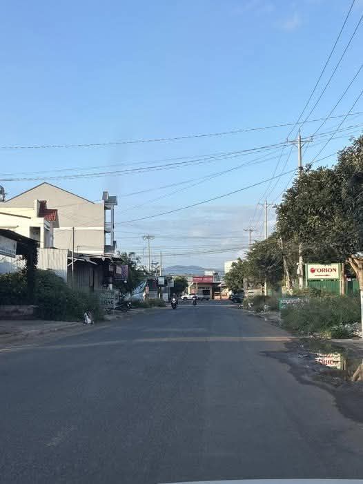 Đất mặt tiền Trần Bình Trọng Đức Trọng 1720m² giá 30 tỷ - Đầu tư sinh lời cao!