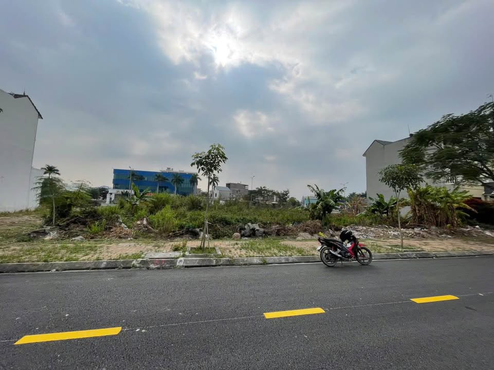 Đất Liền Kề Anh Dũng - 360m² giá 11.196 tỷ - Đối diện công viên xanh mát!