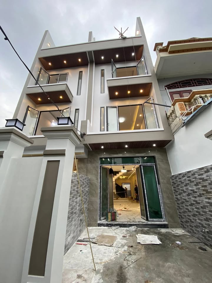 Nhà 4 tầng Lãm Hà, Kiến An, 90m² giá 4.25 tỷ - Gần bệnh Nhi Hải Phòng!