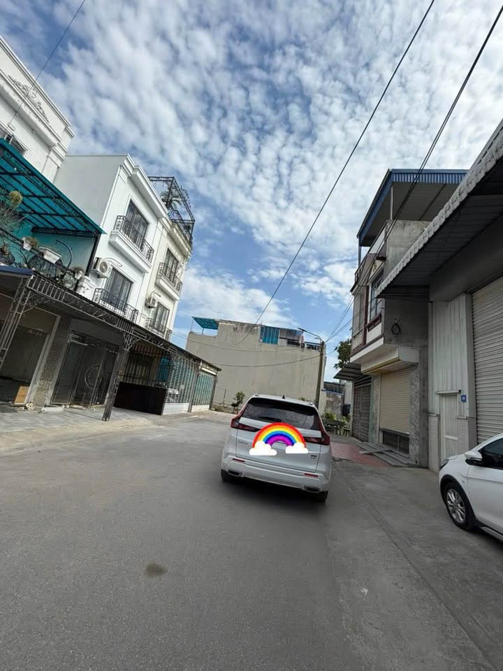 Nhà 3 tầng Chung cư Quỳnh Hoàng 54m² giá 3.9 tỷ - Tặng full nội thất sang trọng!