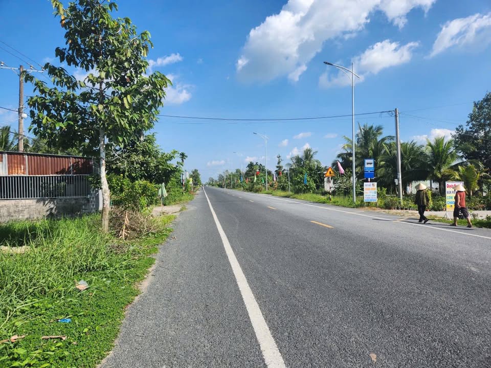 Đất 2 mặt tiền lộ nhựa tại Đông Hiệp, Cờ Đỏ 2368m² giá 5.92 tỷ - Thích hợp kinh doanh ngay!