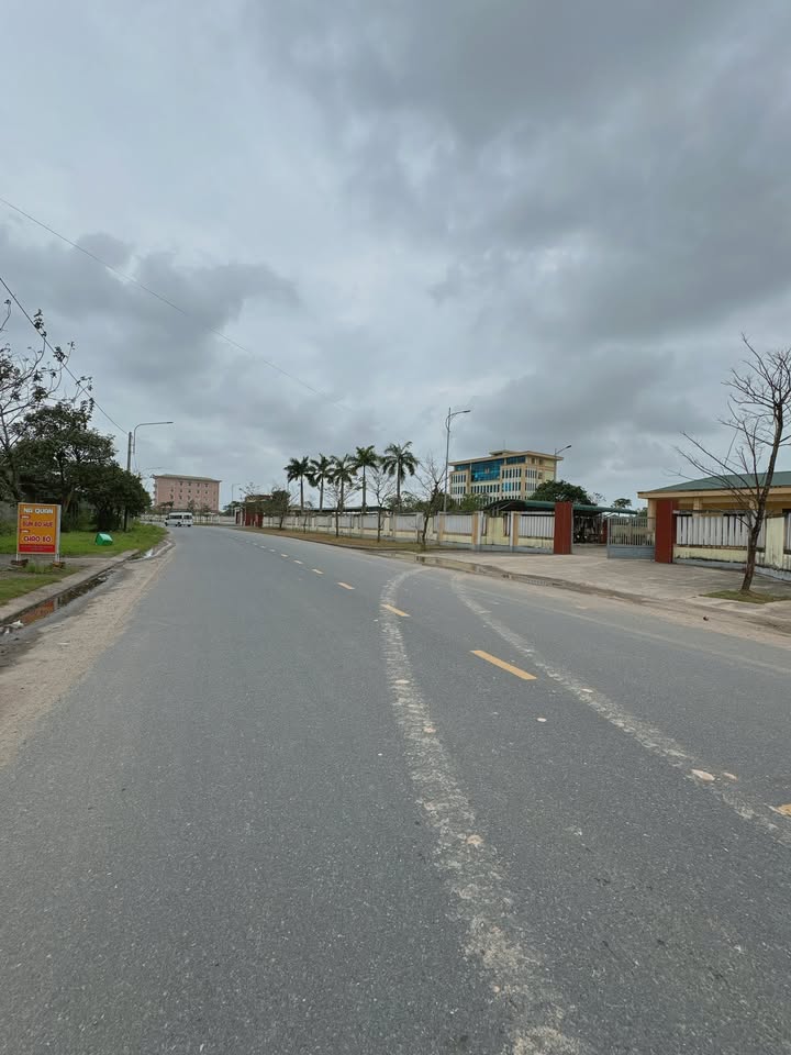 Đất nền mặt tiền Trường Chinh, Thị Trấn Ái Tử, 168m² - Cơ hội đầu tư hấp dẫn!