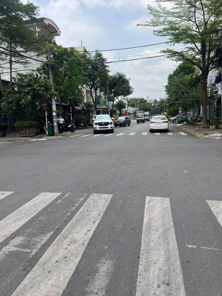 Bán đất mặt tiền đường Số 50, quận Bình Tân, 180m² - Đầu tư sinh lời cao!