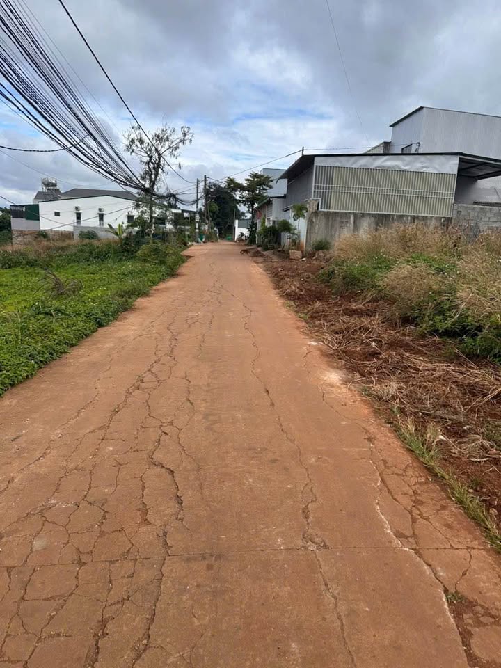 Bán đất liền kề hẻm 07 Vành Đai 10/3, Buôn Ma Thuột, 165m² chỉ 4.4 tỷ - Đầu tư sinh lời ngay!