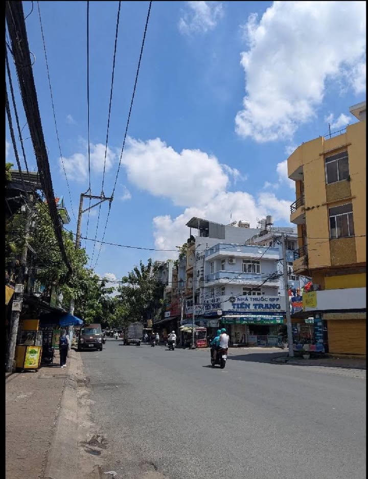 Nhà phố Tân Bình 100m² giá 7 tỷ - Bán đất tặng nhà