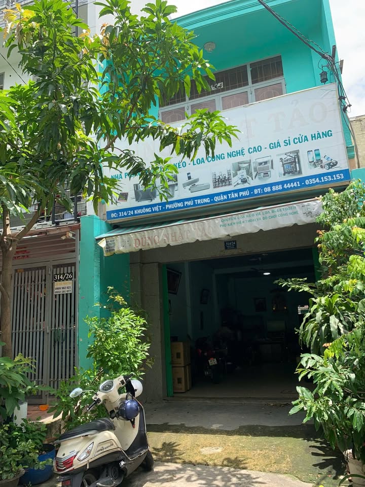 Nhà cho thuê tại Phú Trung, Tân Phú 110m² - Gần Đầm Sen, xe tải vào tận nơi!