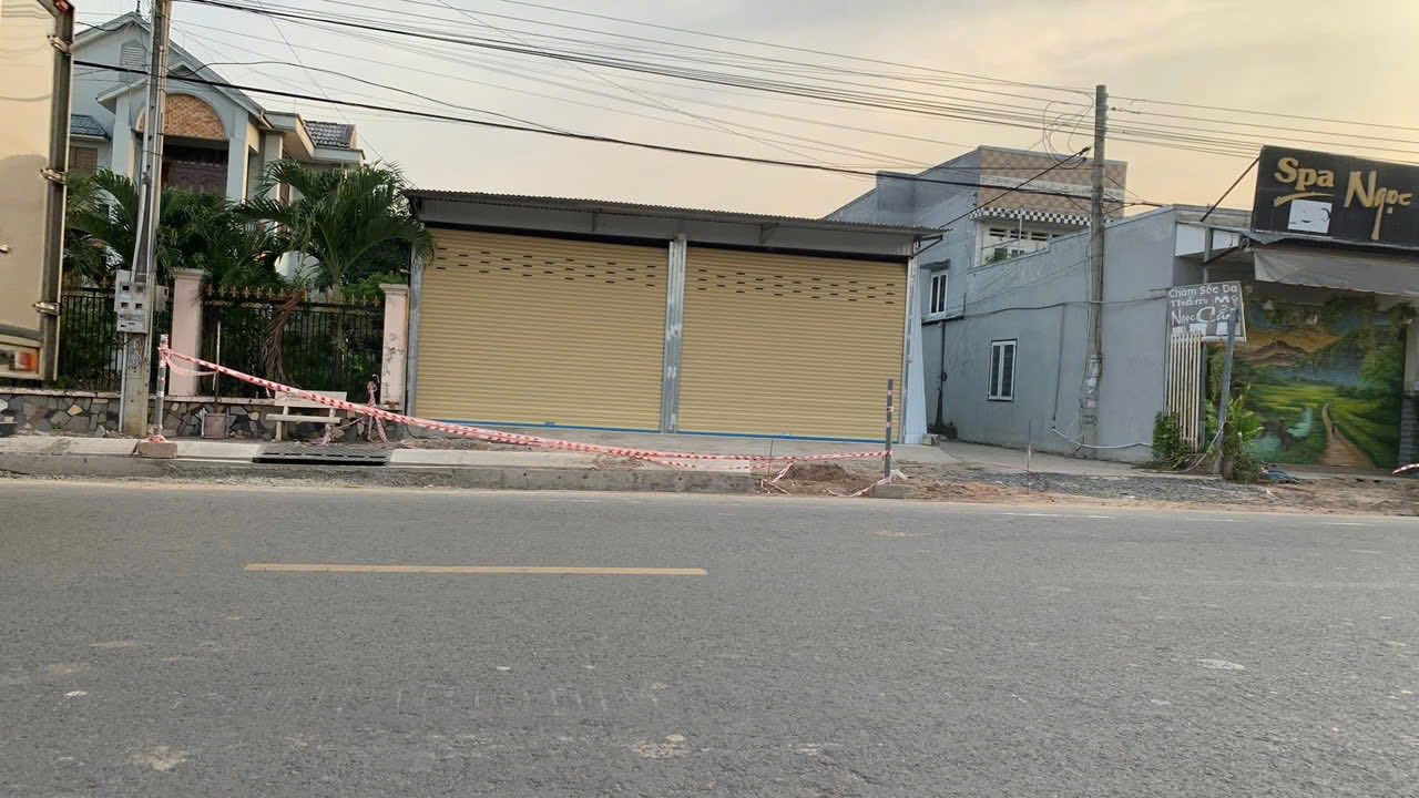 Lô đất 2 mặt tiền DT 895m² tại Châu Thành Tây Ninh - Giá chỉ 4.3 tỷ thương lượng!