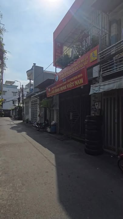 Nhà riêng quận 12, Hiệp Thành 22m² giá 1.3 tỷ - Nhà căn góc thoáng mát, sẵn sàng ở ngay!