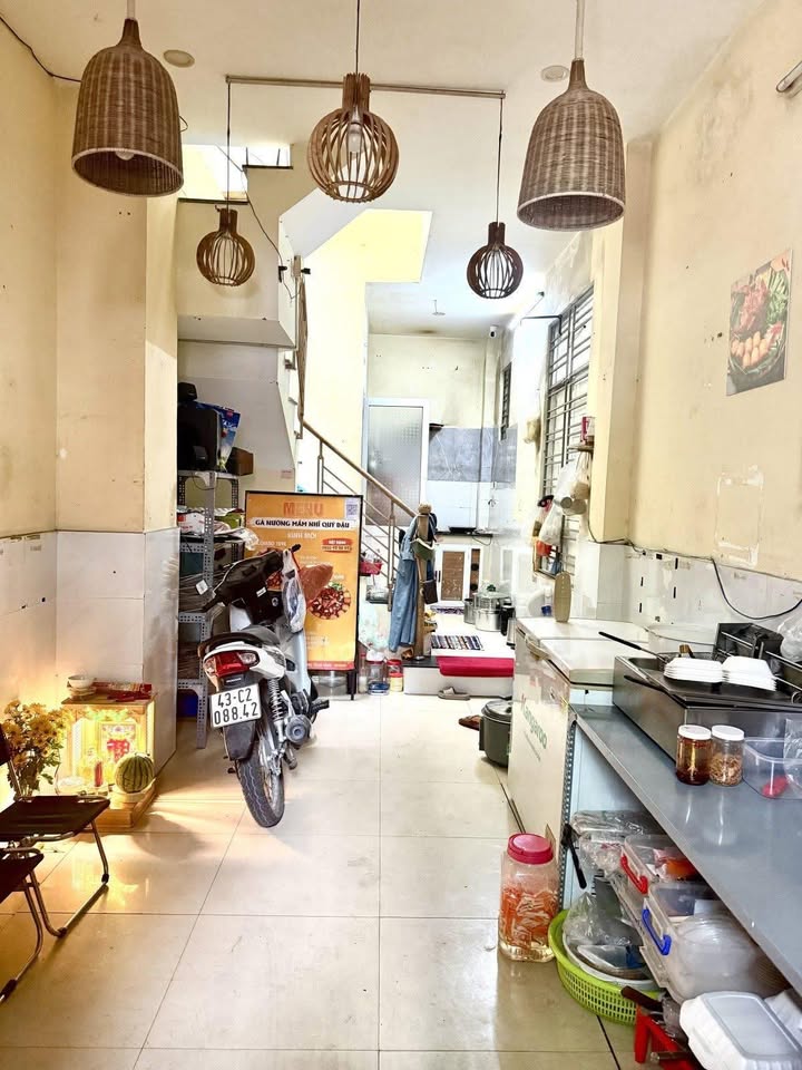 Nhà mặt tiền Huỳnh Thúc Kháng Đà Nẵng 28m² giá 4.9 tỷ - Kinh doanh lý tưởng!