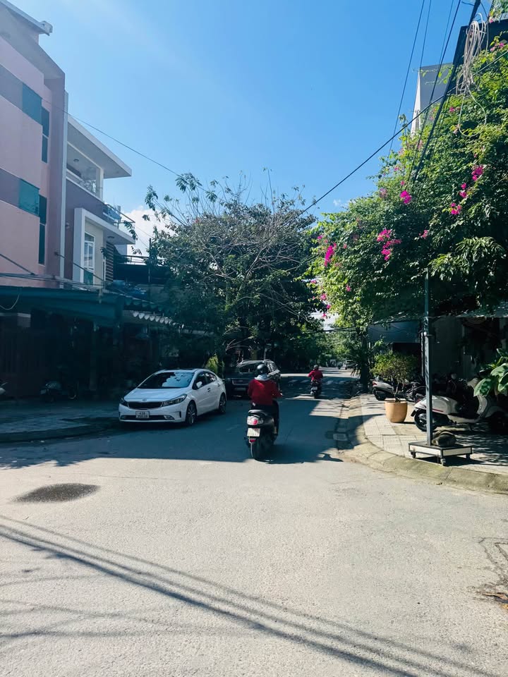 Nhà 3 tầng tại Quận Thanh Khê, Đà Nẵng 100m² giá 7 tỷ - Vào ở ngay, kinh doanh tốt!