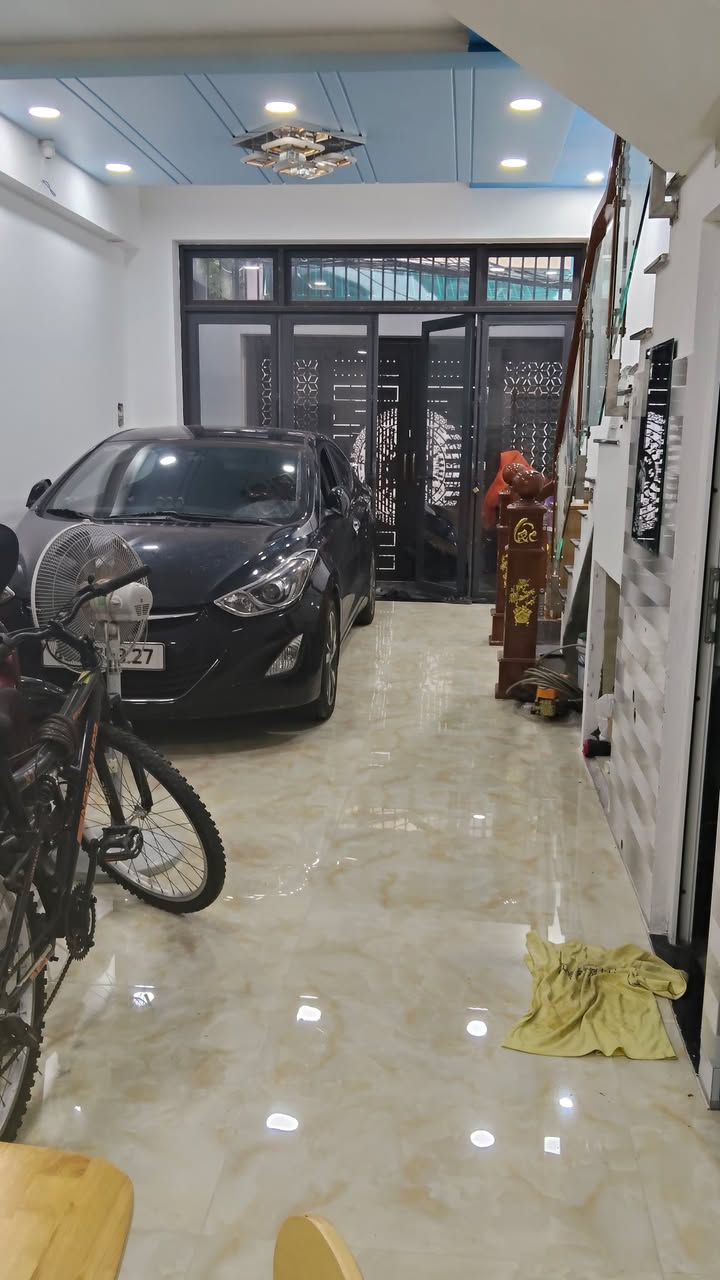 Nhà 4 tầng đường Tiểu La, Đà Nẵng 68m² giá 5 tỷ - Ô tô đậu trước nhà thoải mái!