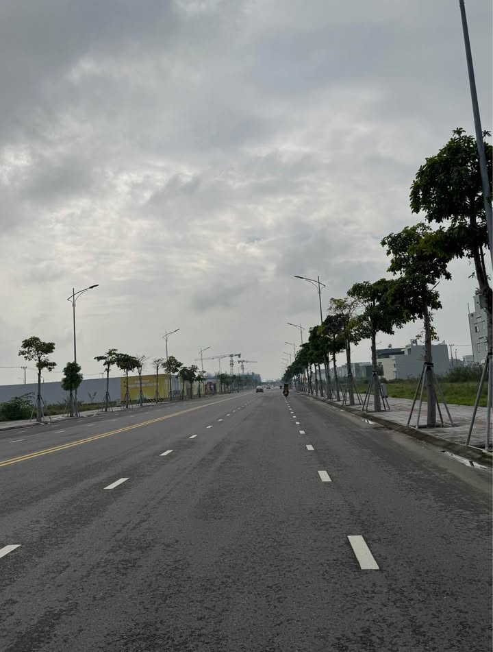 FrontHouse Nguyễn Duy Trinh Đà Nẵng 160m² giá 6.486 tỷ - Cơ hội đầu tư hiếm có!