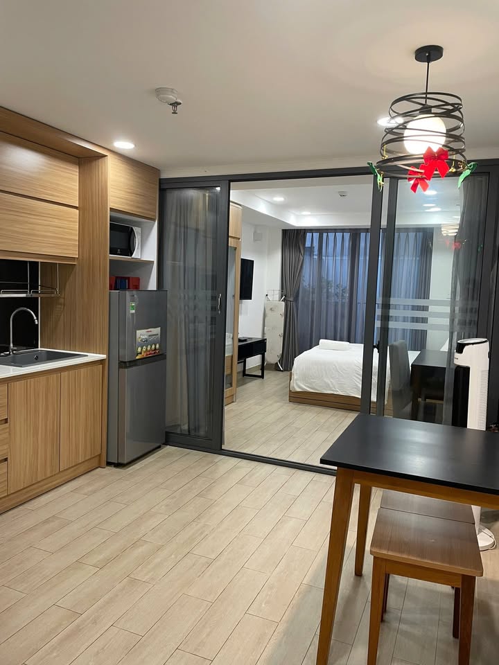 Căn hộ cho thuê 1 phòng ngủ Lê Văn Sỹ 40m² - Nội thất cao cấp, giá tốt!