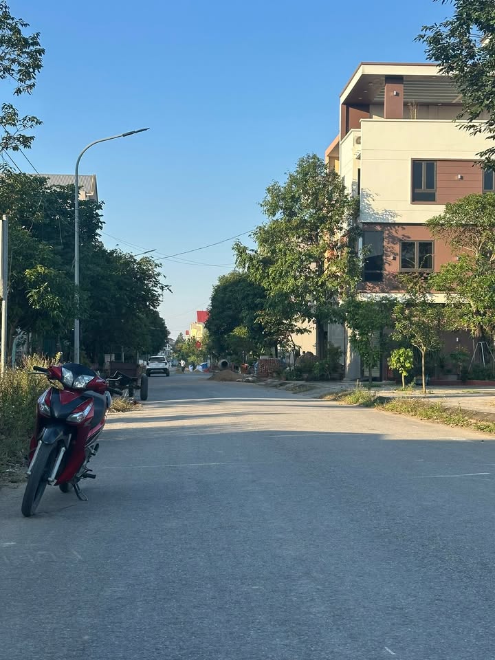 Đất nền Thụy Hòa, Yên Phong 100m² - Sổ đỏ chính chủ, không hố ga!