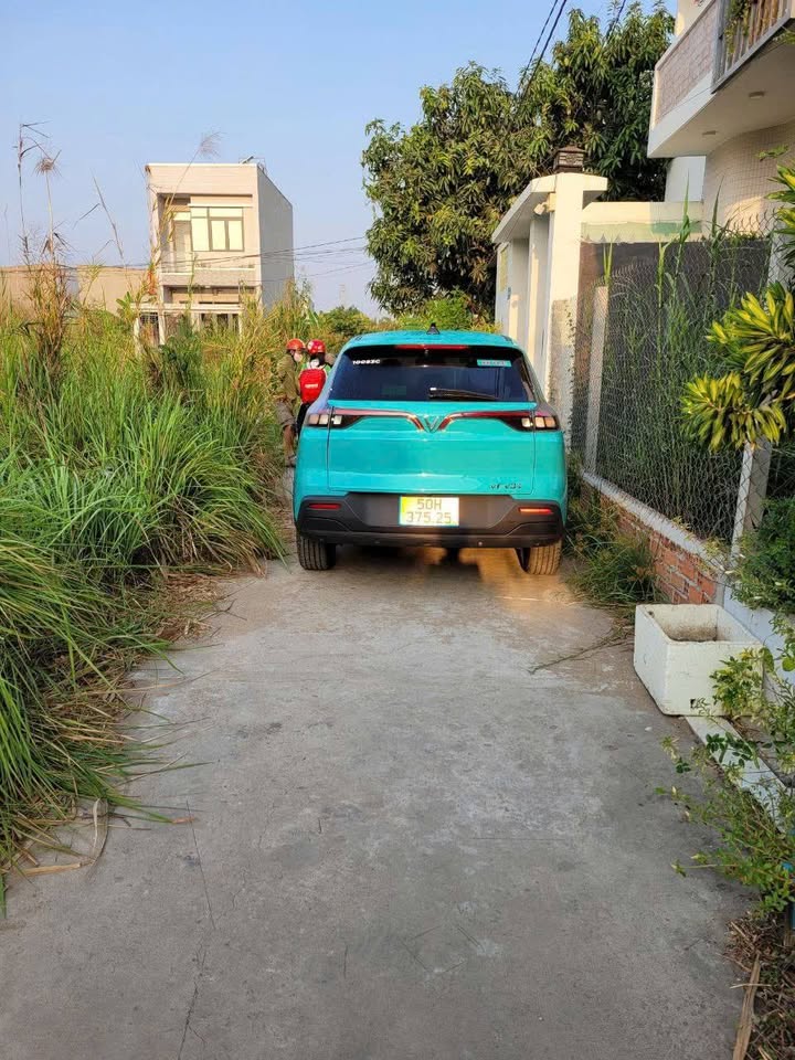 Nhà 1 trệt 1 lửng tại Long Hậu, Cần Giuộc, diện tích 122m², giá 2.5 tỷ - Sổ hồng riêng, hỗ trợ vay ngân hàng!