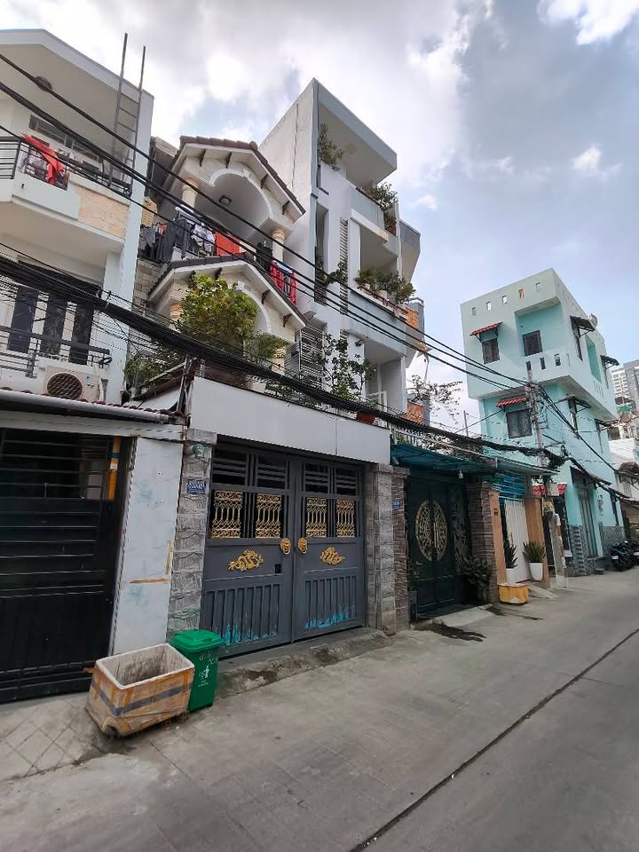 Nhà phố mặt tiền hẻm xe tải Huỳnh Tấn Phát Quận 7 52m² giá 9 tỷ - Kinh doanh sầm uất!