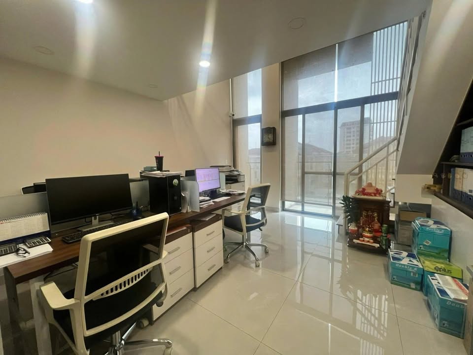 Shophouse Midtown M7 Phú Mỹ Hưng 54m² giá 6.5 tỷ - Kinh doanh hiệu quả, view đẹp!