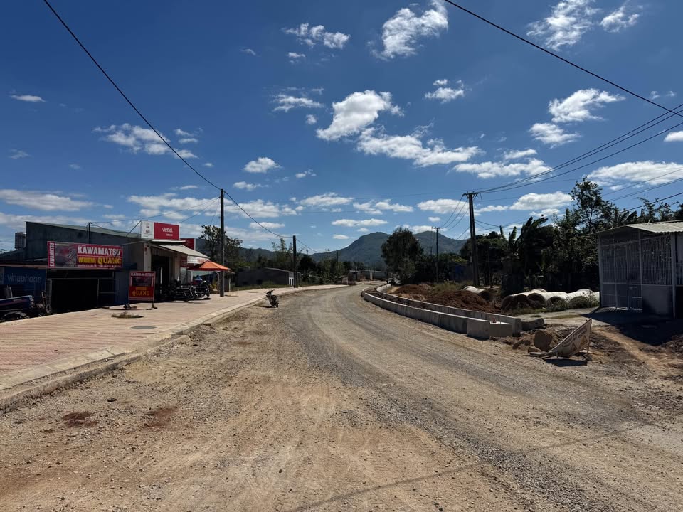 Đất thổ cư hẻm Đồng Nai, Kon Tum 870.4m² giá 816 triệu - Cơ hội đầu tư tuyệt vời!