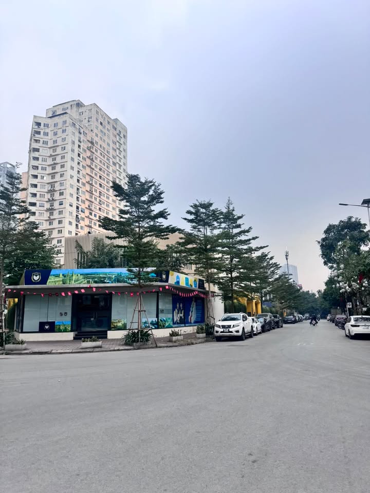 Đất phân lô KĐT Văn Khê Hà Đông 50m² giá 10 tỷ - Vị trí kinh doanh đắc địa!