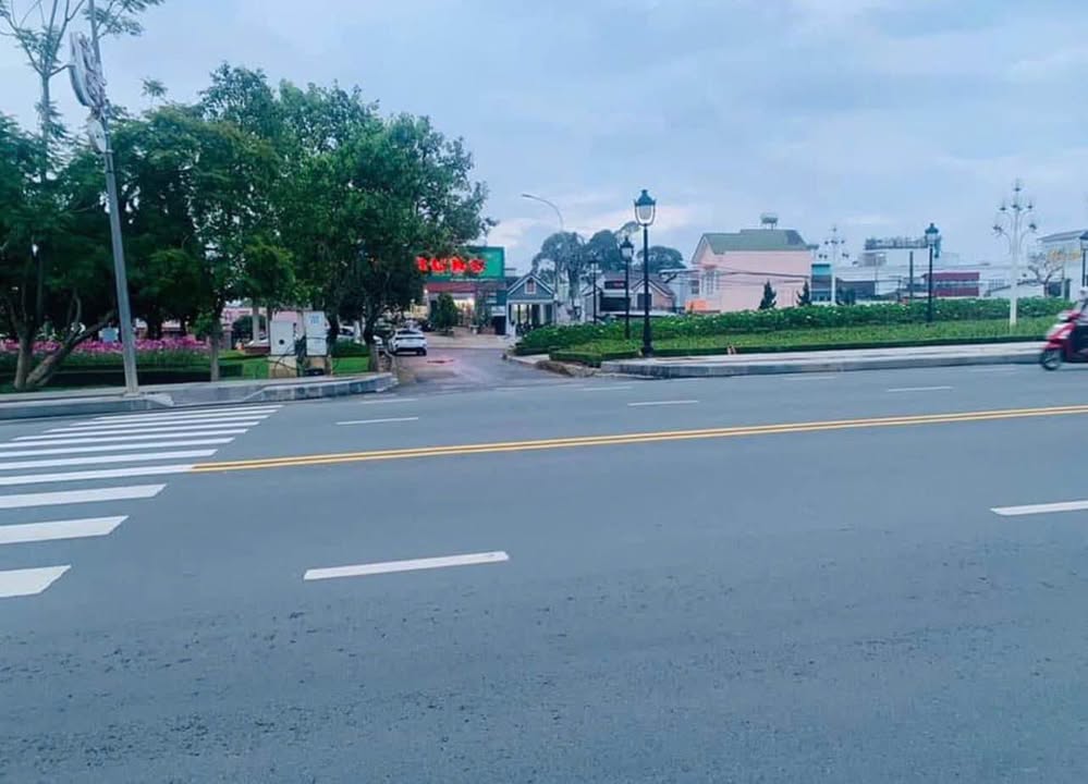 Đất nền Đà Lạt 69,3m² giá 7,9 tỷ - Bán đất tặng nhà cấp 4 ngay công viên Trần Hưng Đạo!