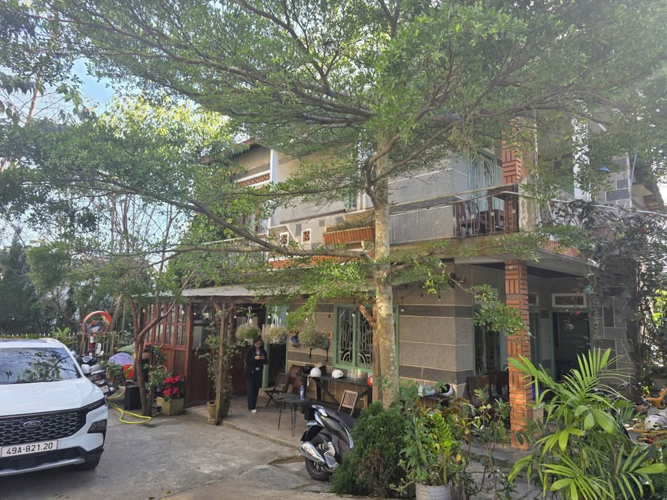 Villa Hai mặt tiền đường Yersin, Đà Lạt 300m² giá 28 tỷ - Cơ hội đầu tư hấp dẫn!