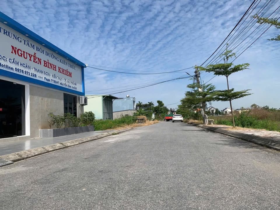 Đất nền Cẩm Hoàn, Kiến Thụy 150m² giá thỏa thuận - Đường nhựa 11m, tiện ích đầy đủ!