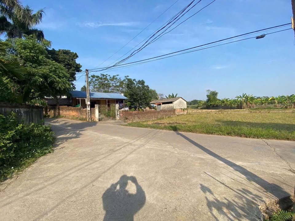 Đất thổ cư 200m² gần Cụm công nghiệp TNG Sơn Cẩm - Mặt tiền 9m, giá chỉ 2 tỷ!