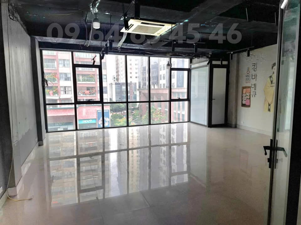 Cho thuê mặt bằng kinh doanh 5 tầng Nguyễn Hoàng, Nam Từ Liêm - Vị trí đắc địa, lưu lượng giao thông cao!