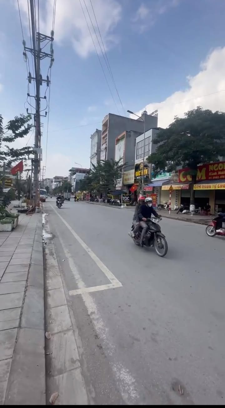 Đất bán Vân Dương, Bắc Ninh 80m² giá 8 tỷ - Kinh doanh sầm uất gần công viên!