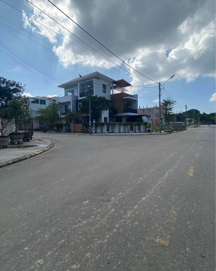 Đất mặt tiền Lê Gia Đỉnh, Thủy Xuân, 91m² giá 3.55 tỷ - Khu dân cư an ninh!