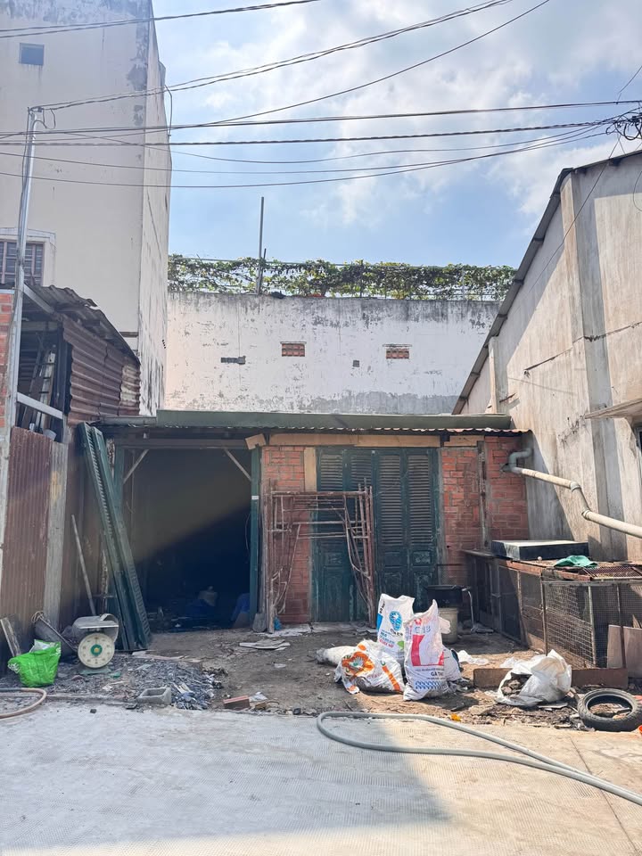 Nhà đất Hóc Môn 77m² giá 3.45 tỷ - Cơ hội đầu tư hấp dẫn!