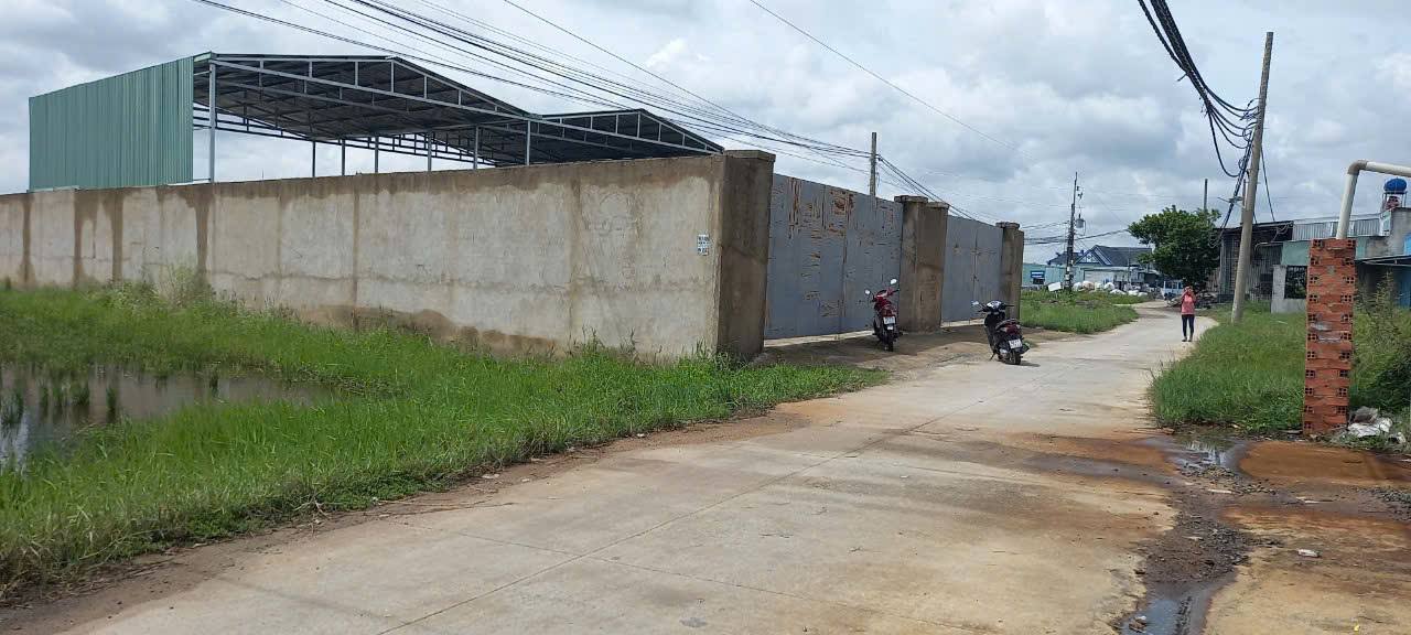 Lô đất 2068m² tại Ấp 3, Đức Hòa, Long An - Giá 17.5 tỷ - Đường xe tải thông thoáng!