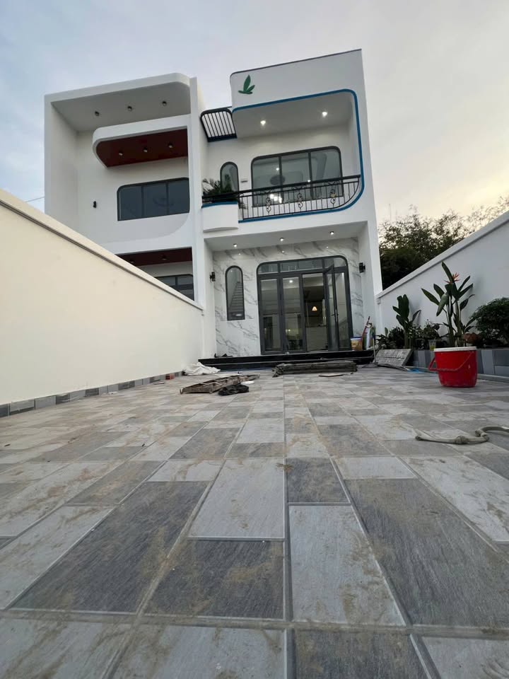 Đất nền 125m² tại Mỹ Hạnh Nam, Đức Hòa giá 2.25 tỷ - Sổ hồng riêng, gần chợ và trường học!