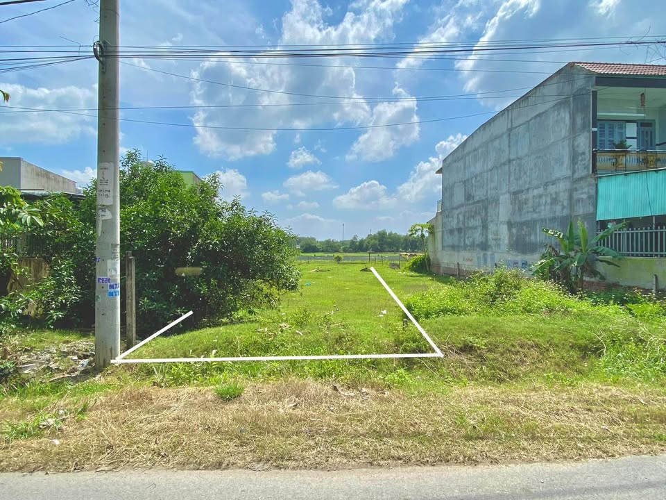 Nhà riêng Củ Chi 160m² giá 1.76 tỷ - Bán gấp trong tuần!