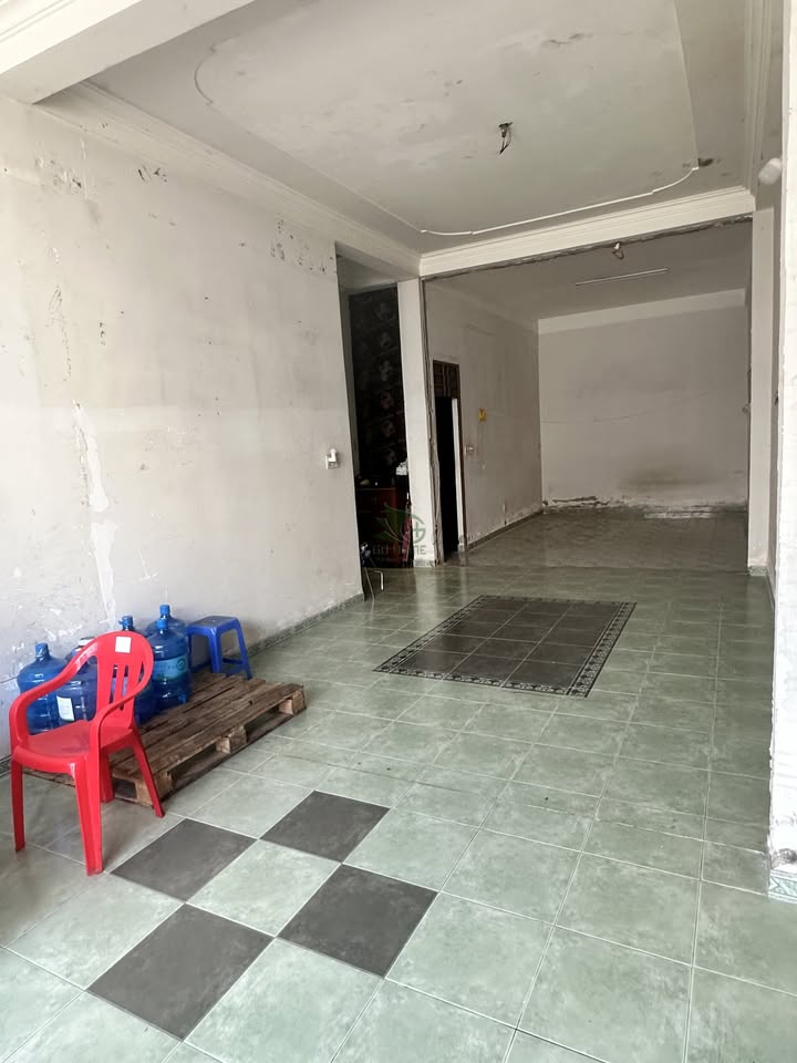 Cho thuê mặt bằng 100m² tại Vạn Thạnh, Nha Trang giá 14 triệu - Vị trí đắc địa ngay chợ Đầm!