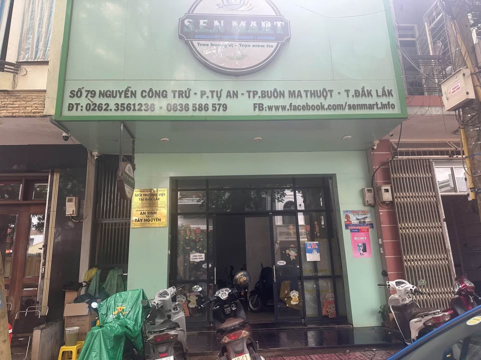 Nhà nguyên căn cho thuê mặt tiền Nguyễn Công Trứ, 108m² - Thích hợp làm văn phòng!