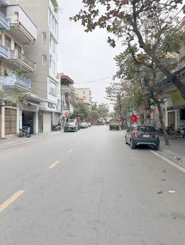 Nhà mặt đường Mạc Thị Bưởi Nam Định 75m² giá 14.5 tỷ - Đầu tư sinh lời ngay!