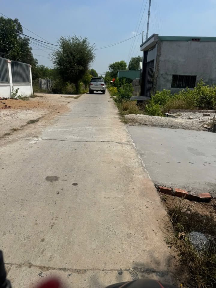 Đất nền 2 mặt tiền xã Phước An, Nhơn Trạch 300m² giá 2.4 tỷ - Cơ hội đầu tư hấp dẫn!