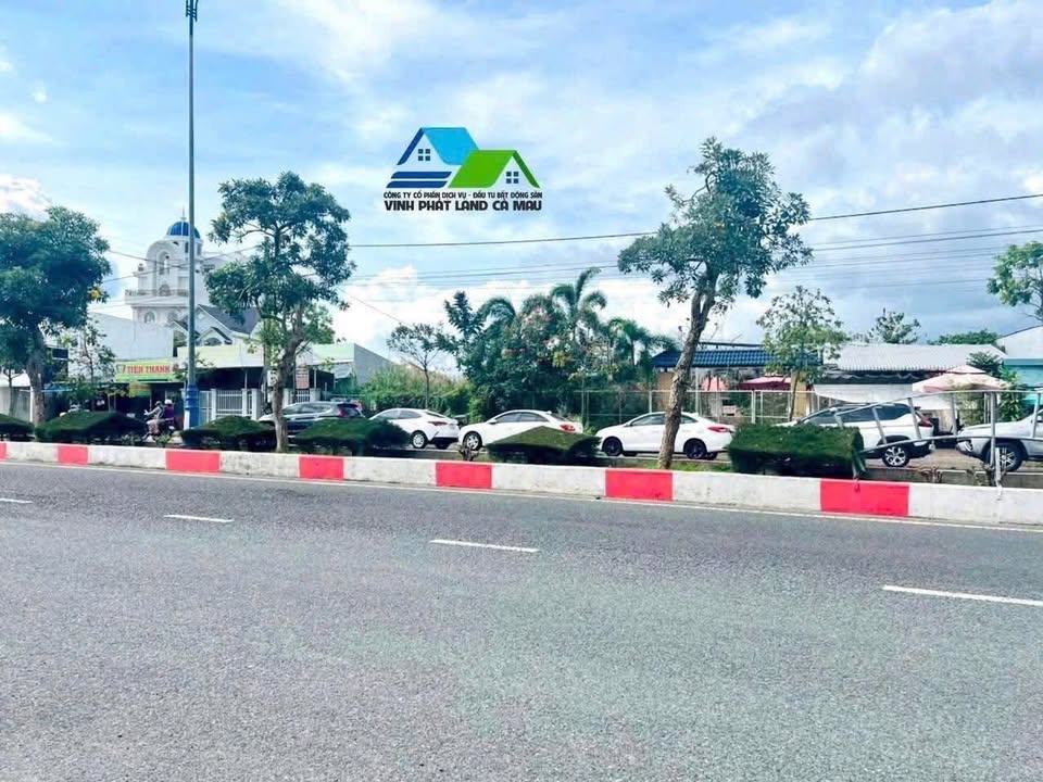 Nhà và Đất đường Trần Hưng Đạo, Cà Mau 577.6m² giá 7 tỷ - Vị trí đắc địa cho kinh doanh!