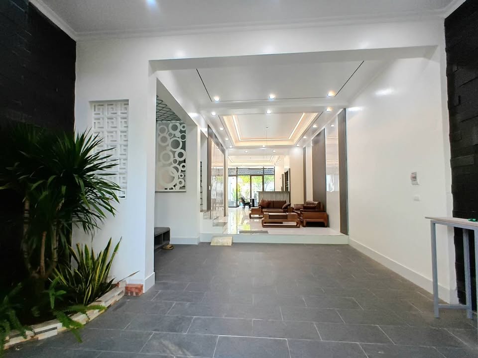 Nhà đẹp Phùng Khắc Khoan, 141m² giá 5.9 tỷ - Chính chủ bán gấp!