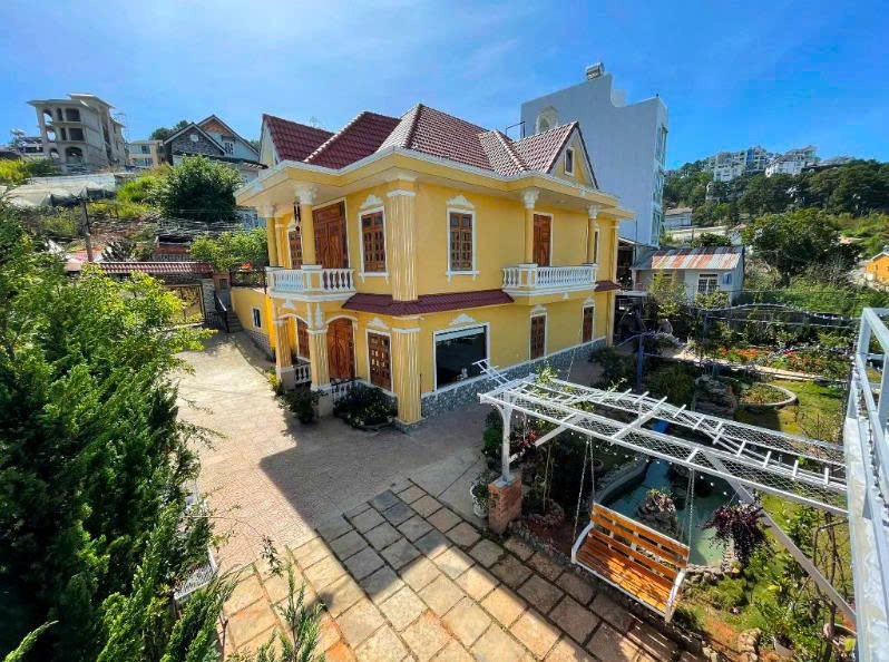 Biệt thự sân vườn Đà Lạt 800m² giá 45 triệu - Thích hợp kinh doanh homestay!