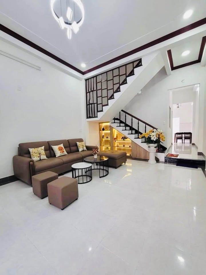 Bán nhà mặt phố Trần Tấn Mới, Hải Châu, 82m² giá 8.1 tỷ - Nhà đẹp vào ở ngay!