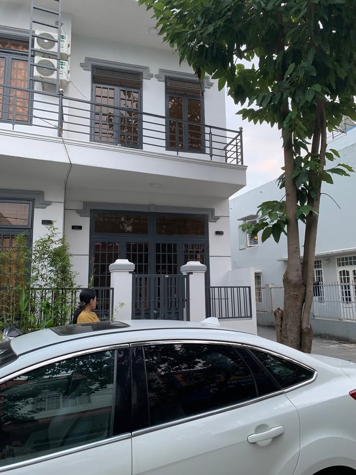 Nhà cho thuê mặt tiền Nhơn Hòa 8, Đà Nẵng 84m² - Nhà đẹp, tiện nghi đầy đủ!