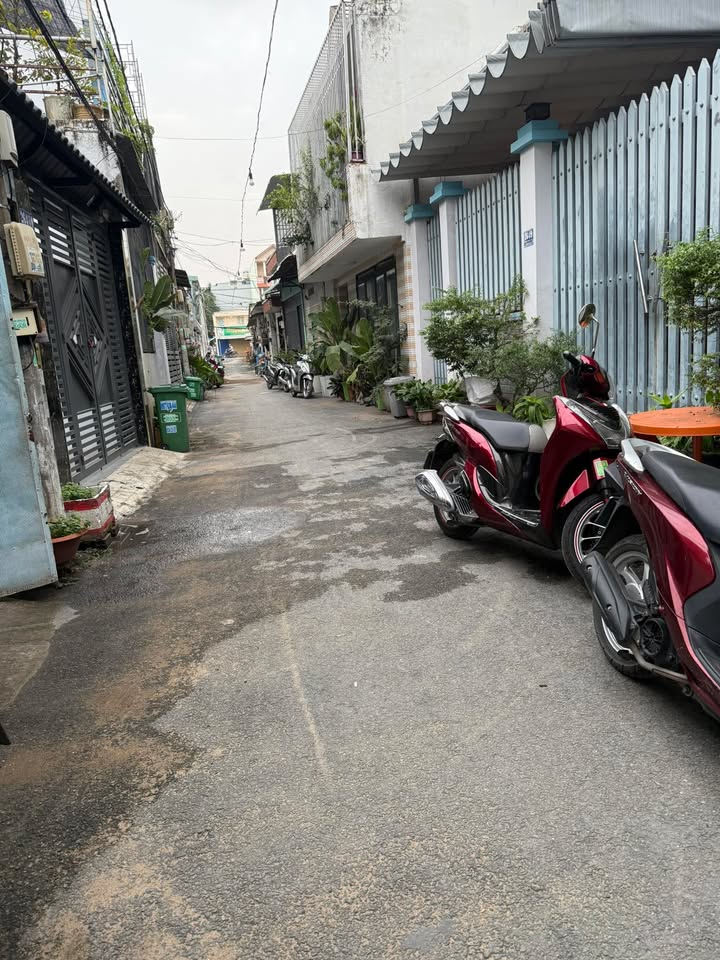 Nhà trệt lầu Thủ Đức 56m² giá 5.65 tỷ - Vị trí trung tâm, tiện di chuyển!