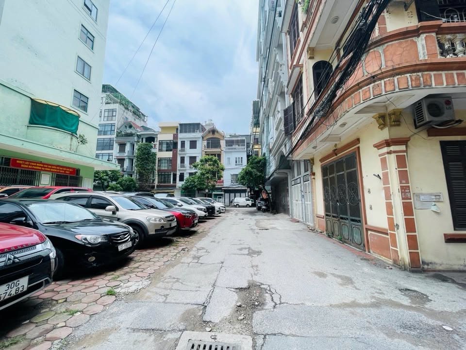 Nhà phố Nguyễn Xiển, Thanh Xuân 53m² giá 18.5 tỷ - Sẵn sàng vào ở ngay!