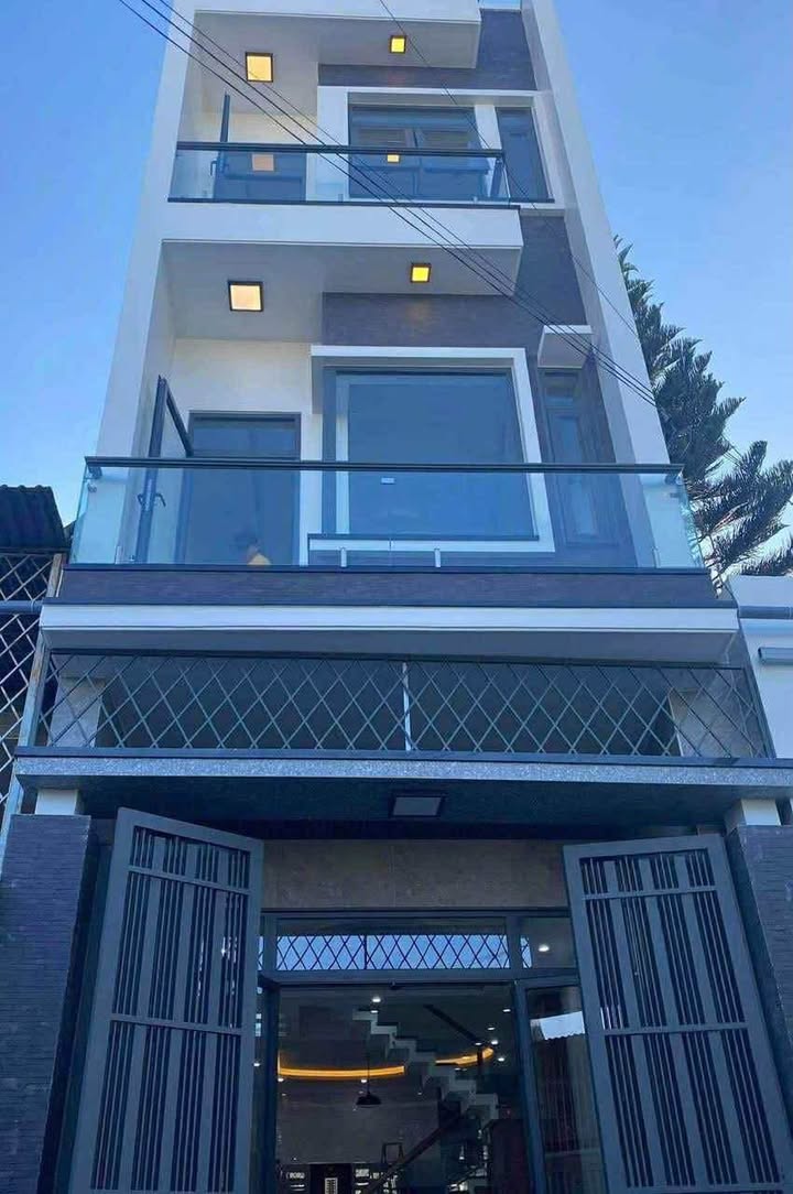 Nhà đẹp hẻm 121 Nơ Trang Gưh, Tân Tiến - 66m² giá 4.6 tỷ - Thiết kế hiện đại, nội thất xịn xò!